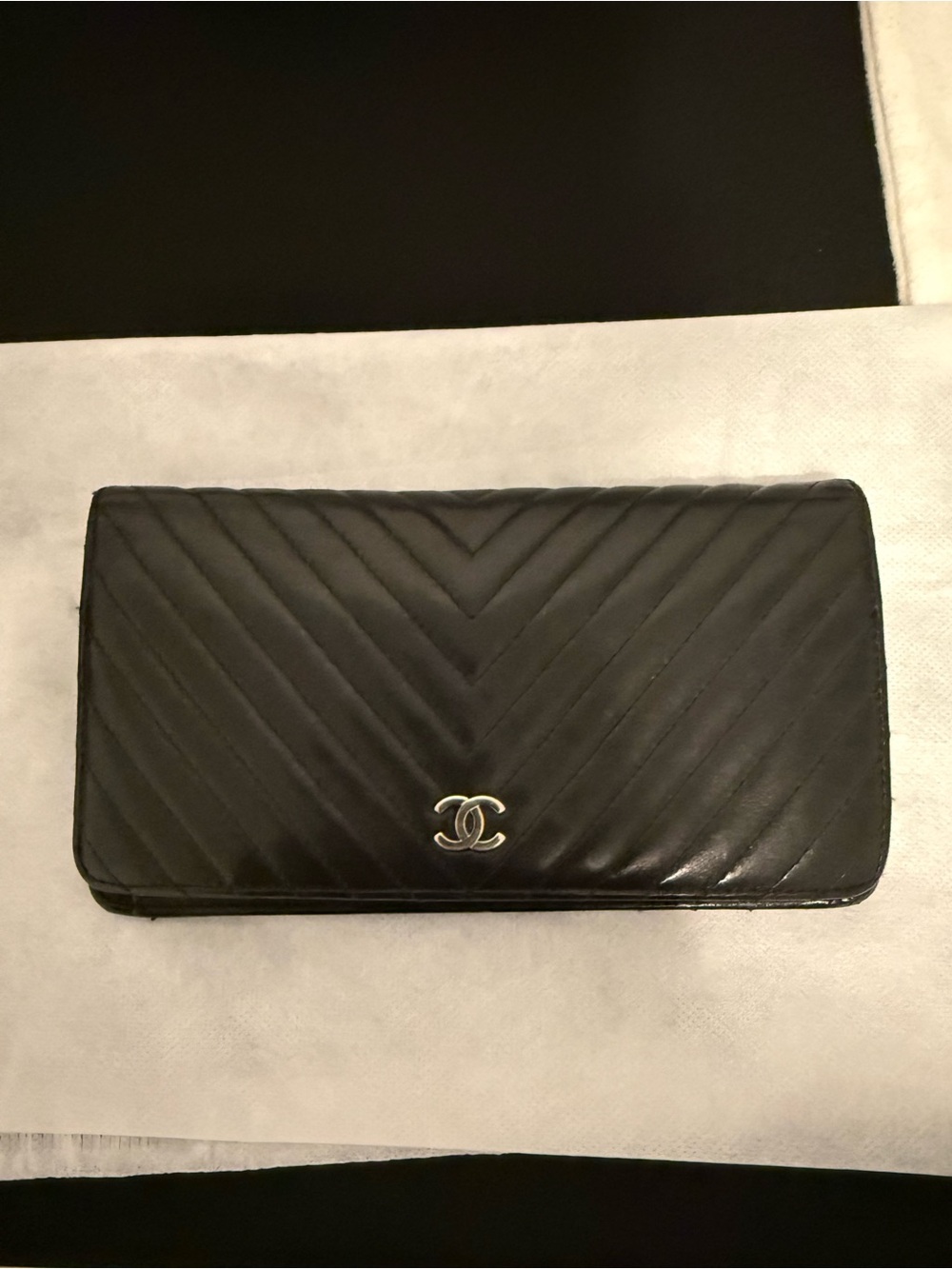 CHANEL Black Quilted Chevron Wallet with Silver CC Logo